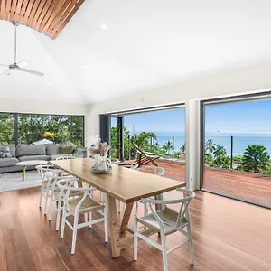 https://belle-escapes-trinity-blue-ocean-view-home.queenslandhotels.net